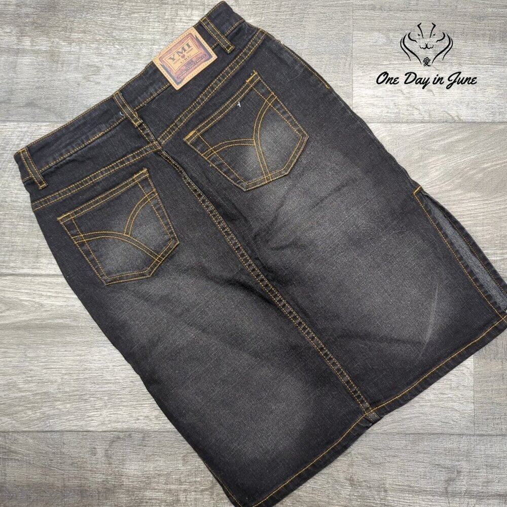 YMI Juniors Denim Mini Skirt Size 5 - Picture 5 of 5